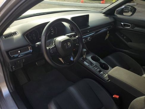 Used 2024 Honda Civic Sport image 29