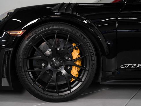 Used 2019 Porsche 911 GT2 RS RWD image 20