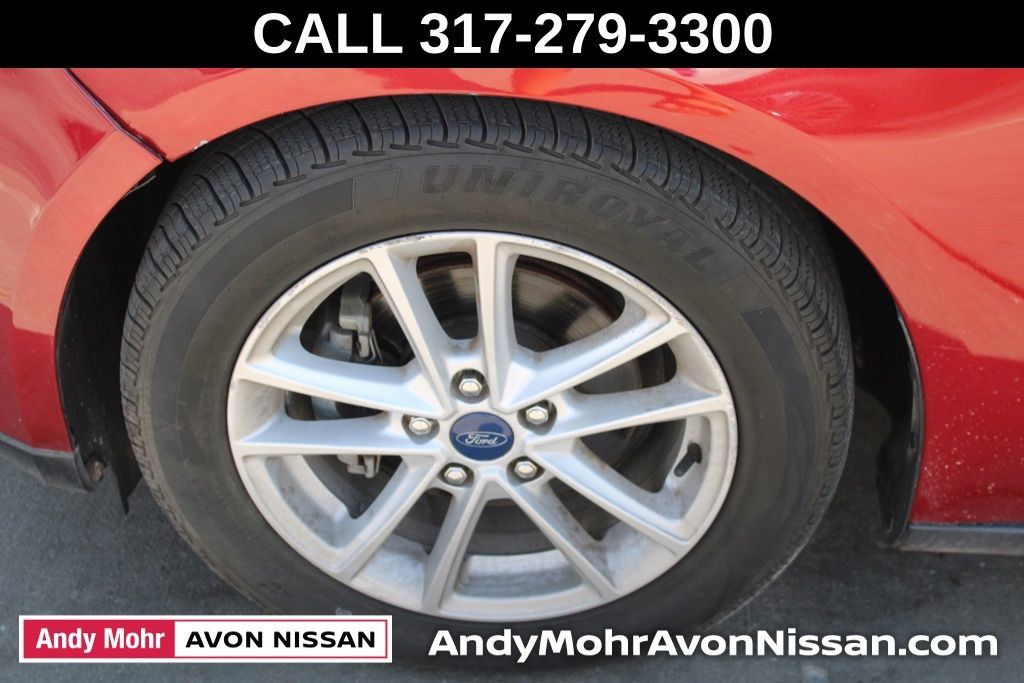 Used 2017 Ford Focus SE FWD image 11