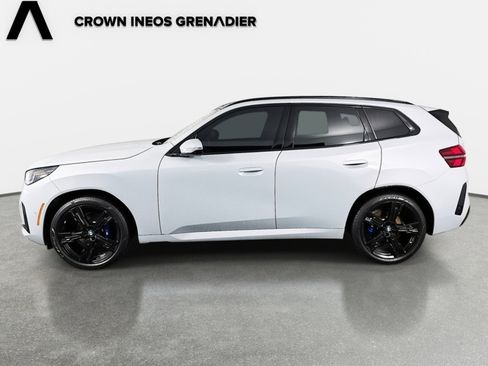 Used 2025 BMW X3 xDrive30i w/ Premium Package image 8