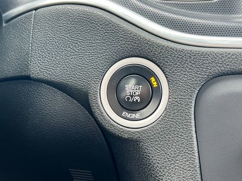 Used 2015 Dodge Charger R/T w/ Plus Group image 34