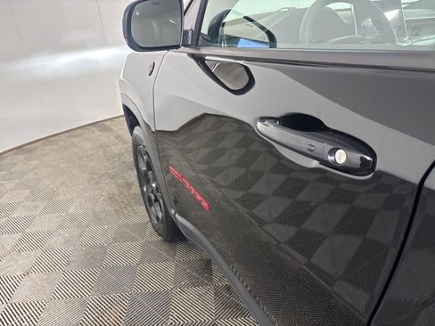 Used 2023 Jeep Compass Trailhawk w/ Sun and Sound Group image 11