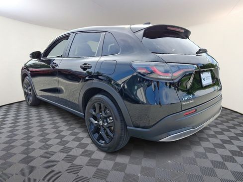 Used 2025 Honda HR-V Sport image 4