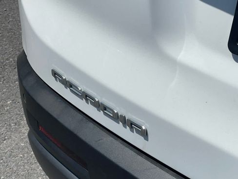 Used 2021 GMC Acadia AT4 w/ Technology Package AWD/4WD image 7