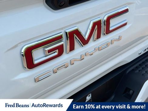New 2026 GMC Canyon AT4 AWD/4WD image 19
