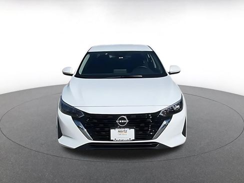 Used 2025 Nissan Sentra SV image 2