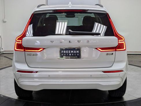 Used 2022 Volvo XC60 B5 Momentum AWD/4WD image 8