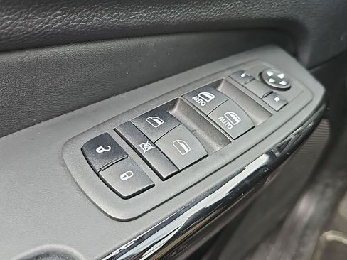 Used 2023 Jeep Cherokee Altitude Lux AWD/4WD image 20