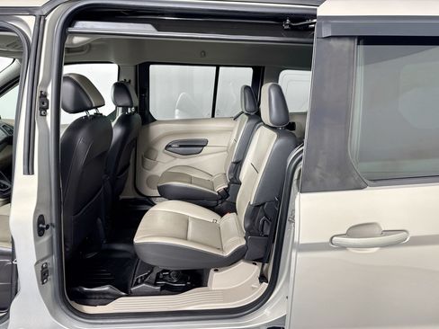 Used 2016 Ford Transit Connect Titanium FWD image 43