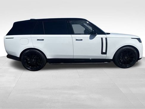 New 2025 Land Rover Range Rover Long Wheelbase SE image 7
