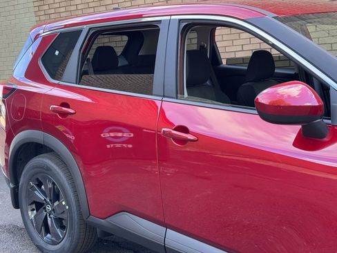 New 2026 Nissan Rogue SV w/ Cold Weather Package AWD/4WD image 4