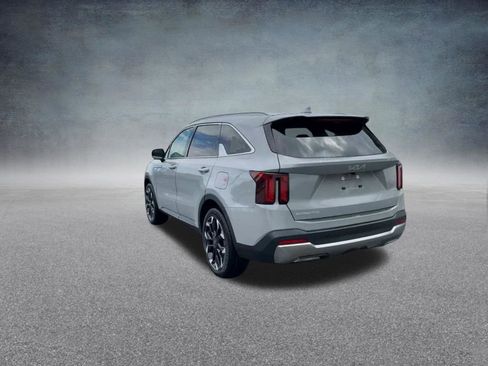 Used 2024 Kia Sorento SX FWD image 18