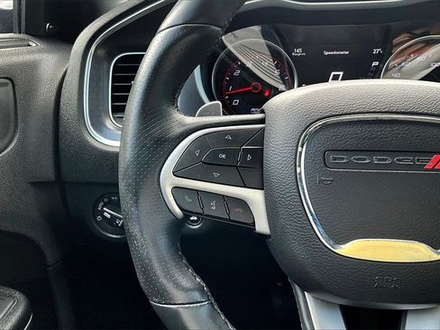 Used 2018 Dodge Charger R/T image 11