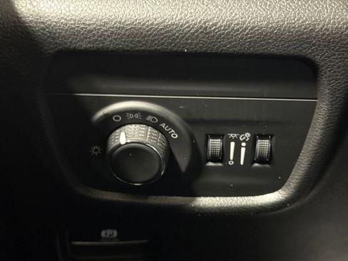 New 2026 Jeep Grand Cherokee Altitude AWD/4WD image 19