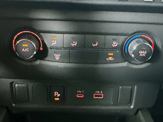 Certified 2025 Nissan Frontier SV RWD image 16