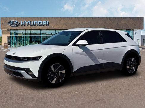New 2026 Hyundai Ioniq 5 SE AWD/4WD image 2