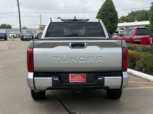 Used 2023 Toyota Tundra SR5 w/ SR5 Convenience Package RWD image 6