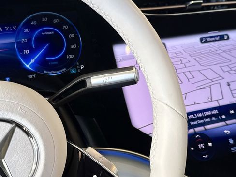 Used 2022 Mercedes-Benz EQS 580 EQS 580 4MATIC Sedan image 16