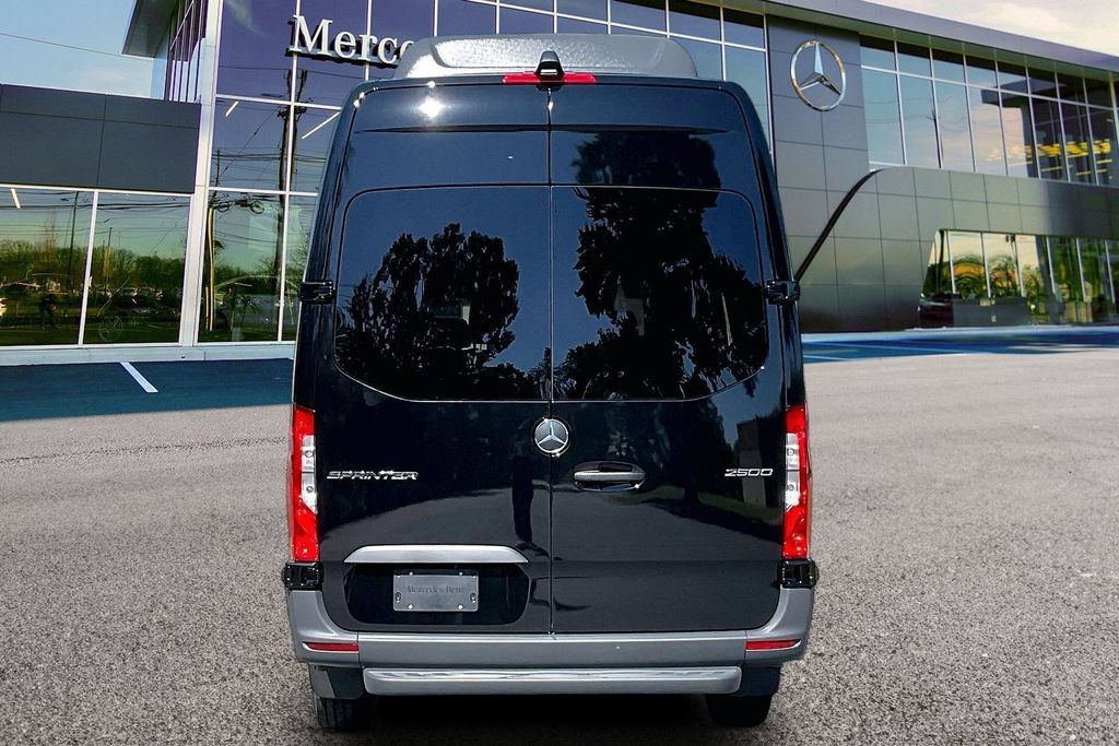 New 2026 Mercedes-Benz Sprinter 2500 image 4