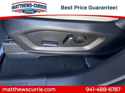 New 2026 Ford Explorer Active w/ Active Comfort Package image 10