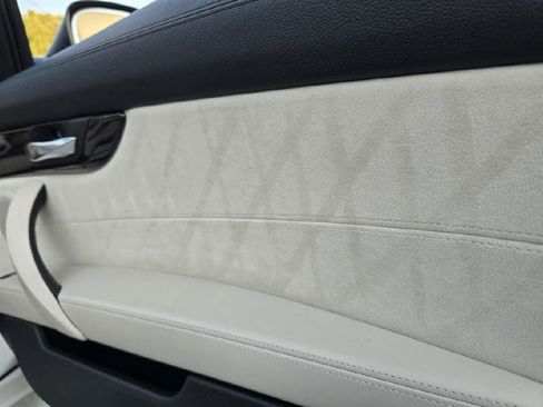 Used 2011 BMW Z4 sDrive35is image 30