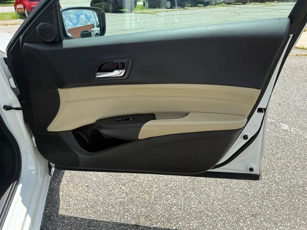 Used 2016 Acura ILX FWD image 34
