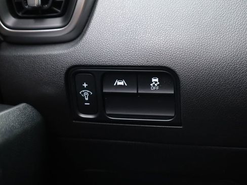 Used 2021 Kia Sorento S image 19