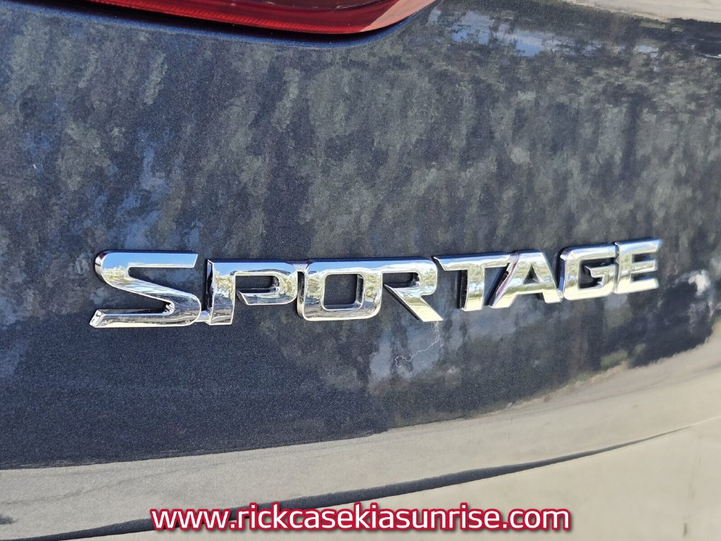 Used 2022 Kia Sportage LX FWD image 14