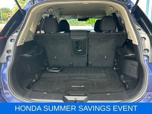 Used 2020 Nissan Rogue S FWD image 10