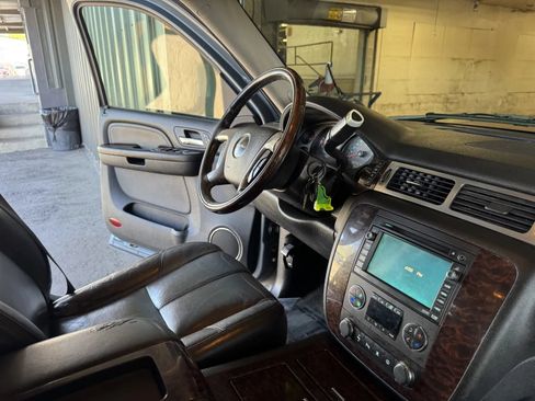 Used 2007 GMC Yukon XL Denali AWD/4WD image 21
