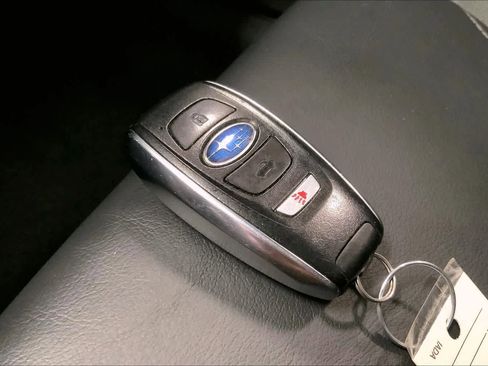 Used 2023 Subaru Crosstrek 2.5i Limited image 17