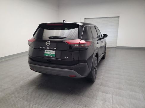 Used 2023 Nissan Rogue SV FWD image 7