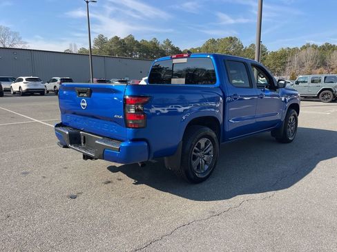 Certified 2025 Nissan Frontier SV w/ Tow Package image 5