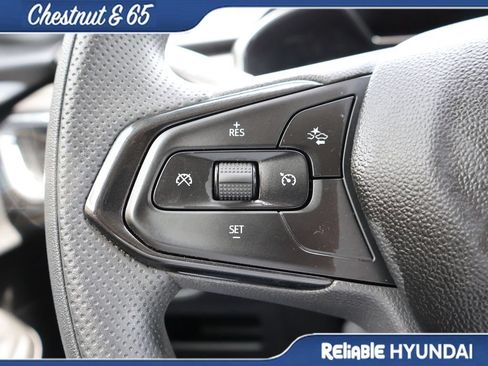 Used 2022 Chevrolet TrailBlazer LT FWD image 26