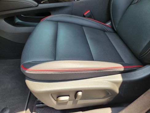 Used 2023 Buick Envision Essence w/ Sport Touring Package FWD image 20