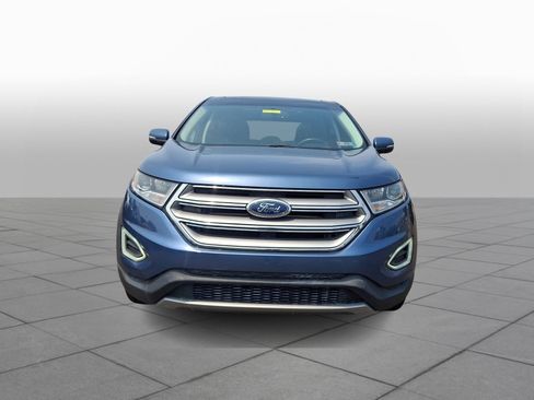 Used 2018 Ford Edge Titanium w/ Equipment Group 301A AWD/4WD image 2