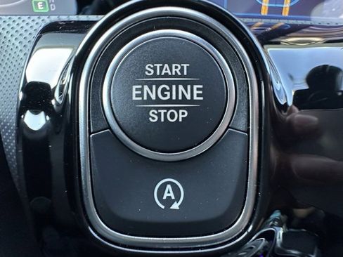 Used 2025 Mercedes-Benz CLA 250 4MATIC image 25