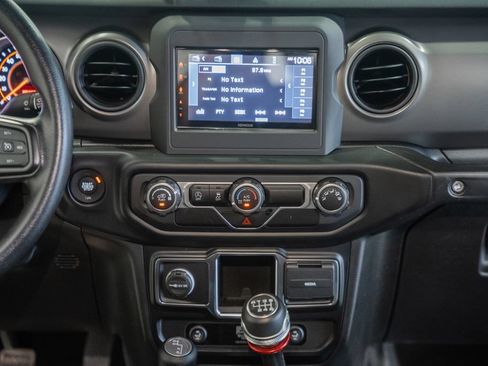 Used 2021 Jeep Wrangler Unlimited Sport AWD/4WD image 20
