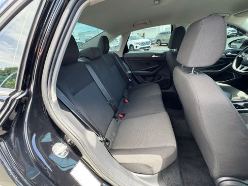 Used 2019 Volkswagen Jetta FWD image 16