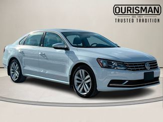 Used 2019 Volkswagen Passat 2.0T Wolfsburg video 1