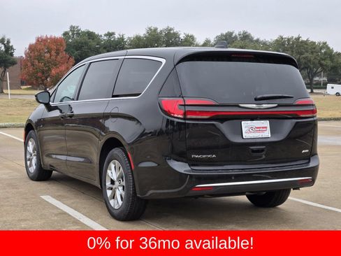 New 2026 Chrysler Pacifica Select AWD/4WD image 6