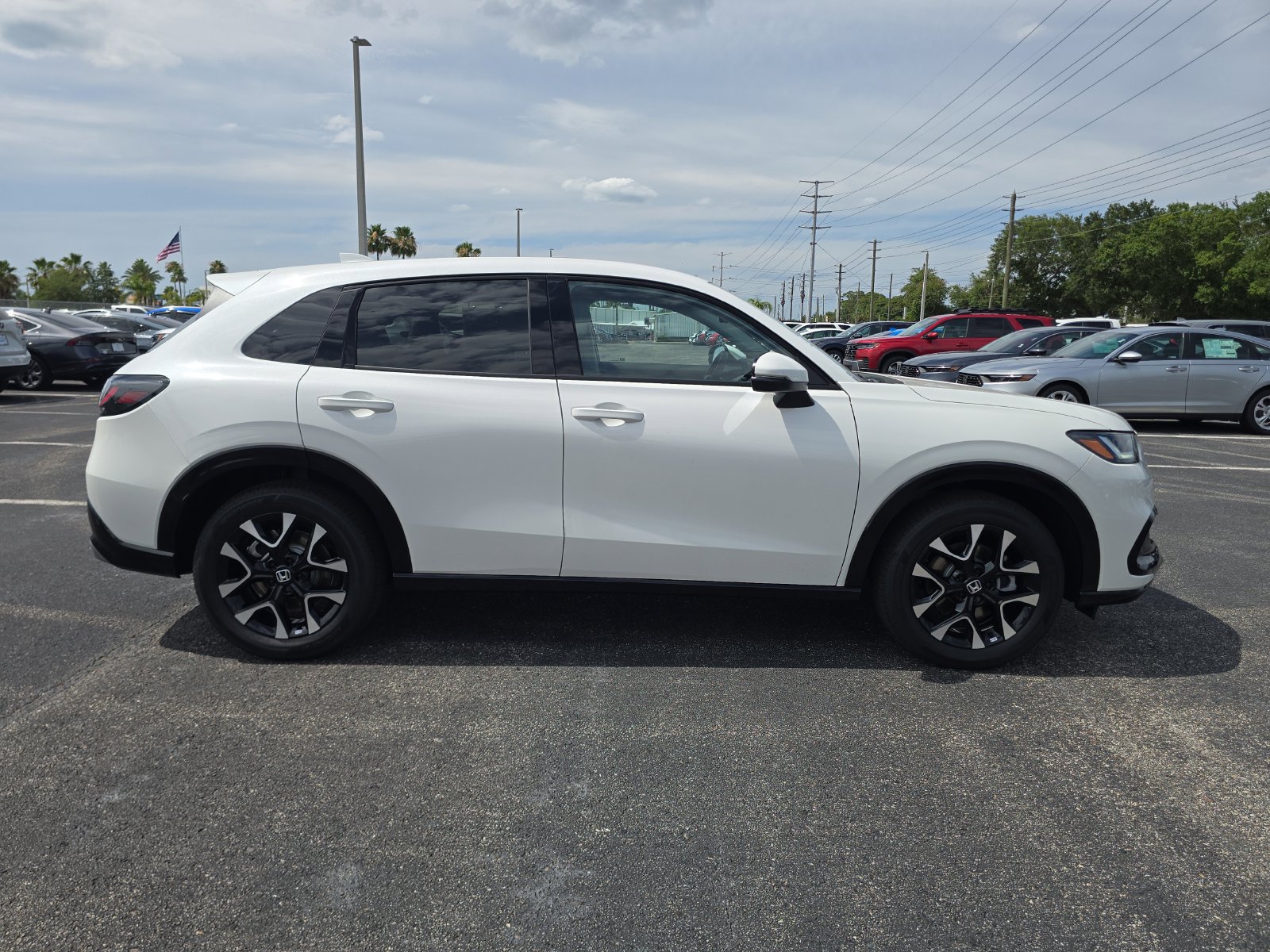New 2027 Honda HR-V EX-L image 3