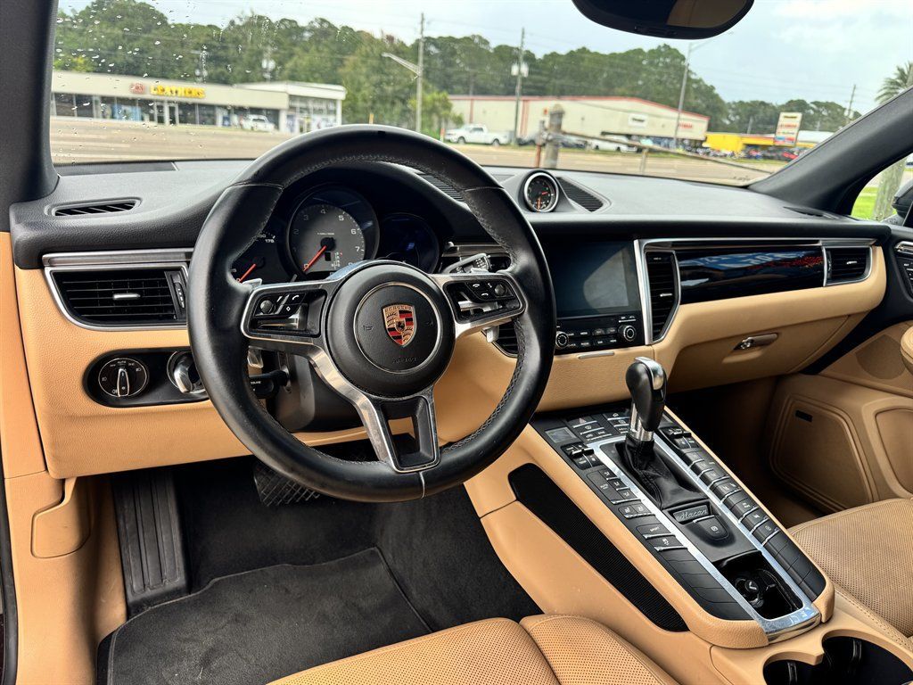 Used 2017 Porsche Macan S AWD/4WD image 10