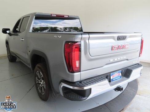Used 2025 GMC Sierra 1500 SLT AWD/4WD image 6