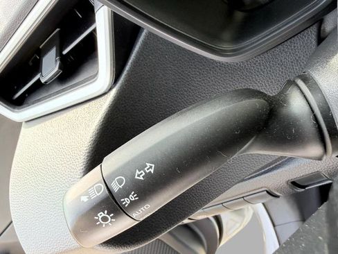 Used 2023 Toyota Corolla LE image 16