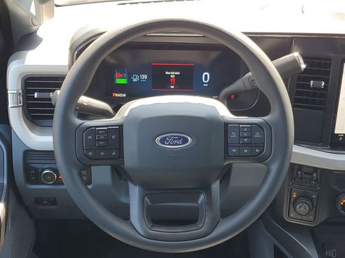 New 2026 Ford F250 XLT w/ XLT Premium Package AWD/4WD image 28