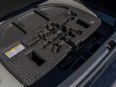 Used 2023 Toyota Camry XSE image 25