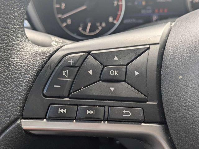 Used 2025 Nissan Altima 2.5 SV FWD image 22