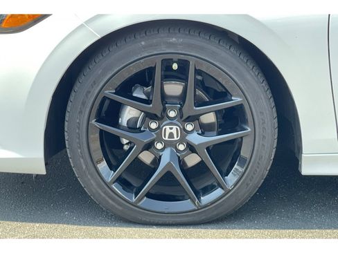 Used 2023 Honda Civic Sport image 10