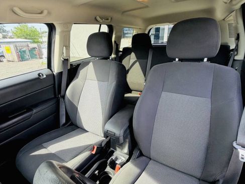 Used 2016 Jeep Patriot Sport w/ Power Value Group AWD/4WD image 15